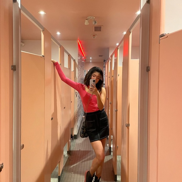 One Shoulder Cut Out Knitted Pink Bodysuit - Picture 3 of 3